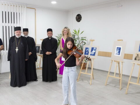 IMG-37dbf9d39236e7ee63dfbb843c4758a4-V_resize