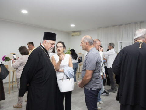 IMG-c119a9aab21af009fd9300725a7d60c2-V_resize