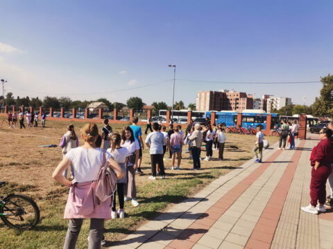 IMG-f32a721508f65ca8e986bc31c12b6467-V_resize