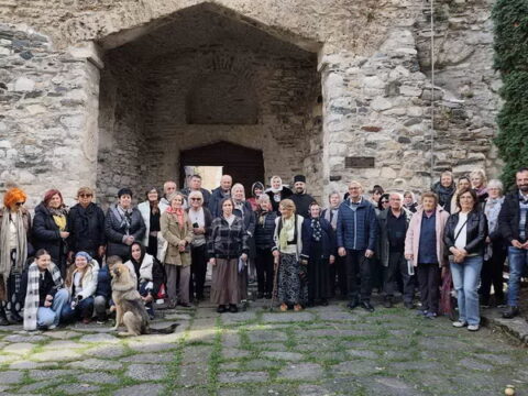 IMG-23e3793c66a83638de956568162bb252-V_resize