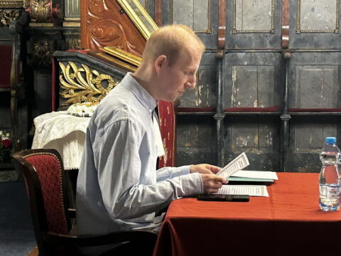 IMG-3966dc3910aa525426e4ee51fd4ef110-V_resize